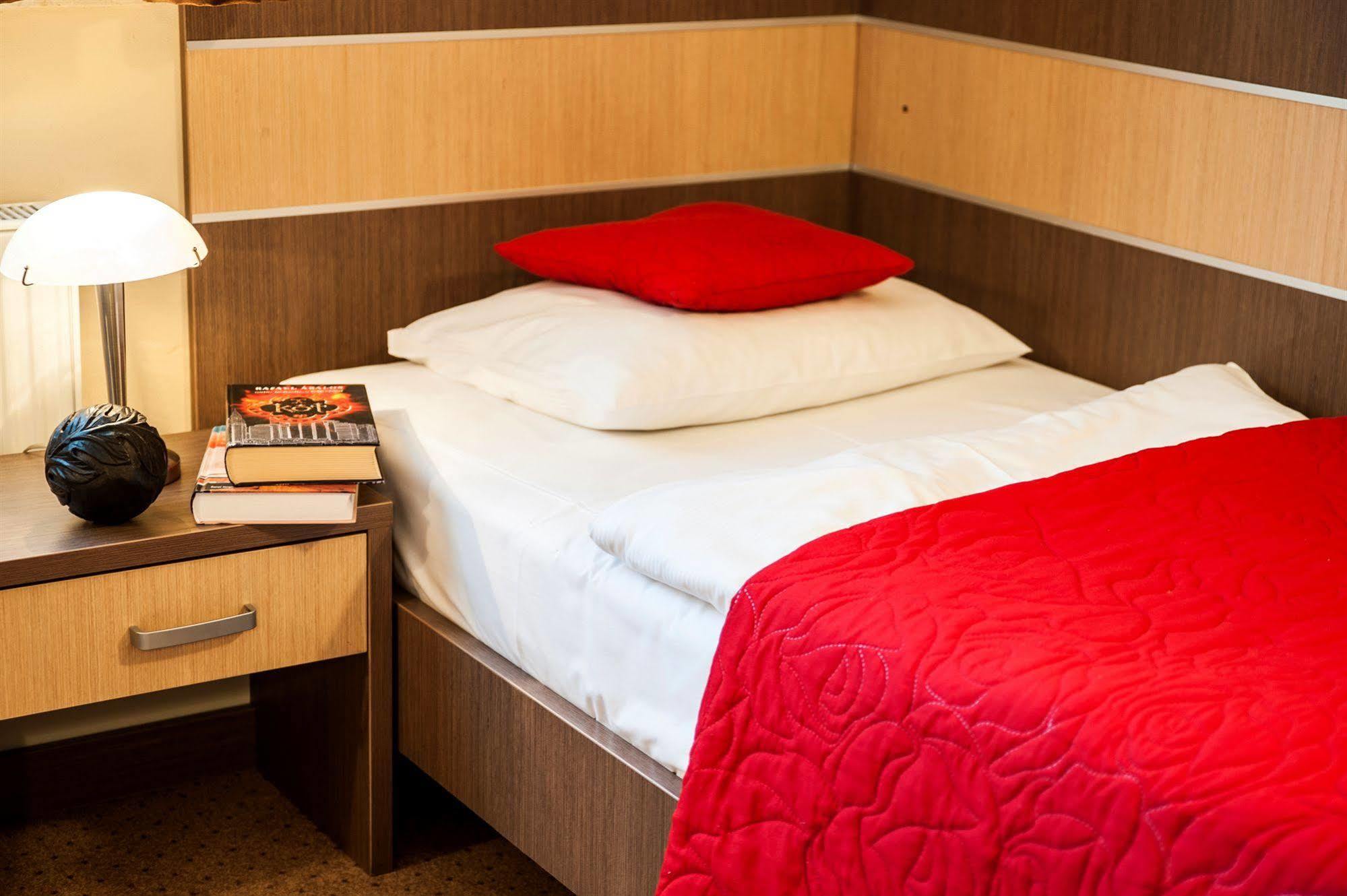 Hotel Sleep Βρότσλαβ Εξωτερικό φωτογραφία